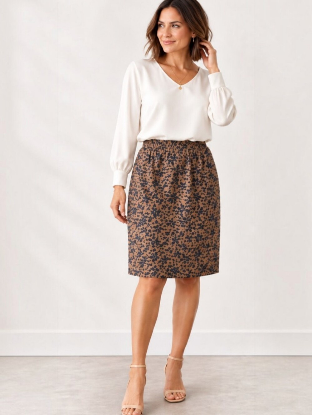 Dana Buchman Silk Pencil Skirt Size 6 Brown Black Abstract Print Lined